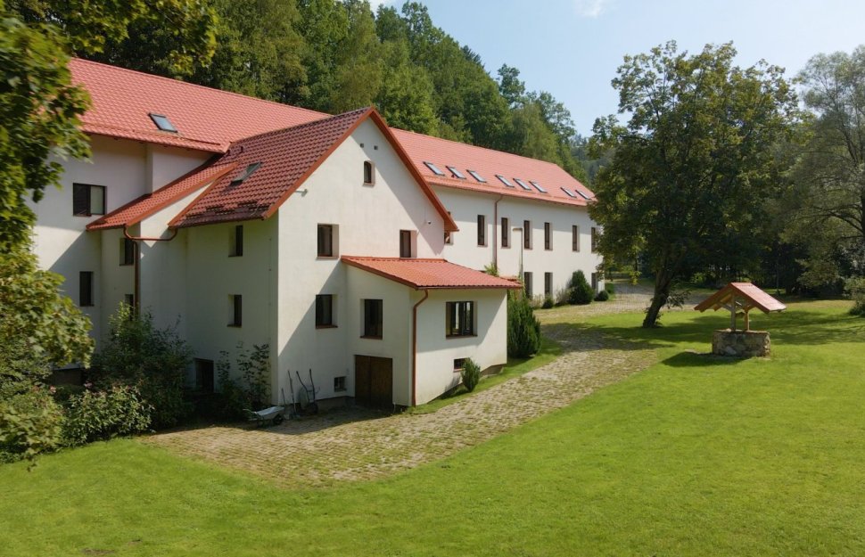 Prodej zrekonstruovaného areálu, Benešov nad Černou, okres Český Krumlov